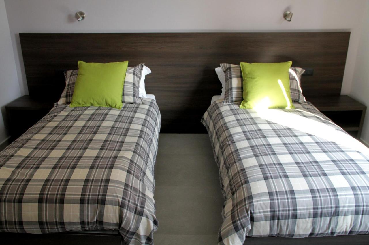 Easyroom Frosinone - Casello Autostradale Exteriör bild